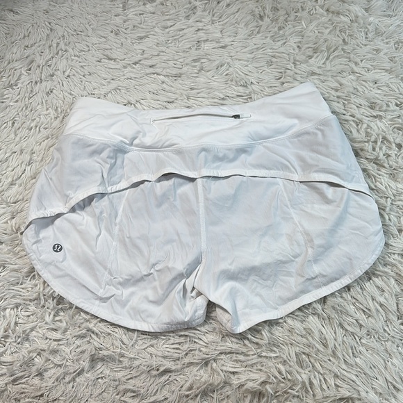 Lululemon Speed Up Short Long *4" Updated Fit White - Picture 5 of 7